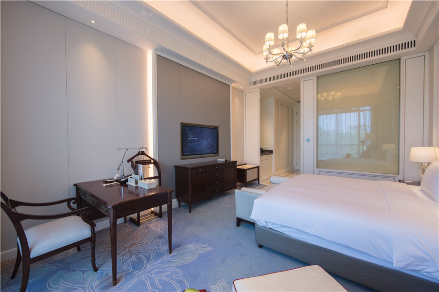 6號(hào)樓豪華景觀大床房 Deluxe View Room
